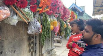 ஸ்ரீ ஐயப்பன் கோவிலில் பழங்கள் மற்றும் பூக்களால் அலங்காரம்