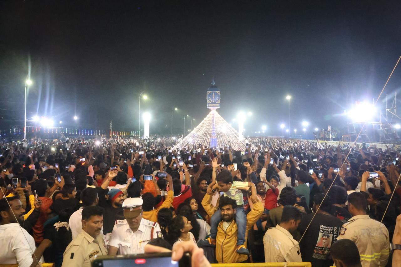 new year celebration at marina